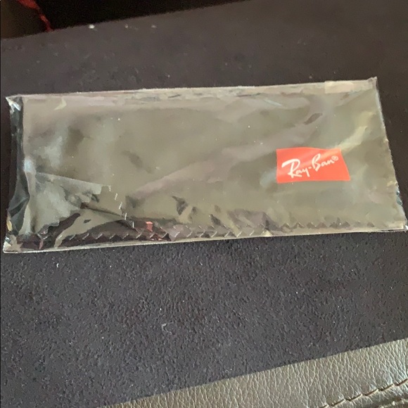 Ray-Ban Case For Sunglasses Glasses Sunnies Unisex + Cloth - Picture 5 of 6